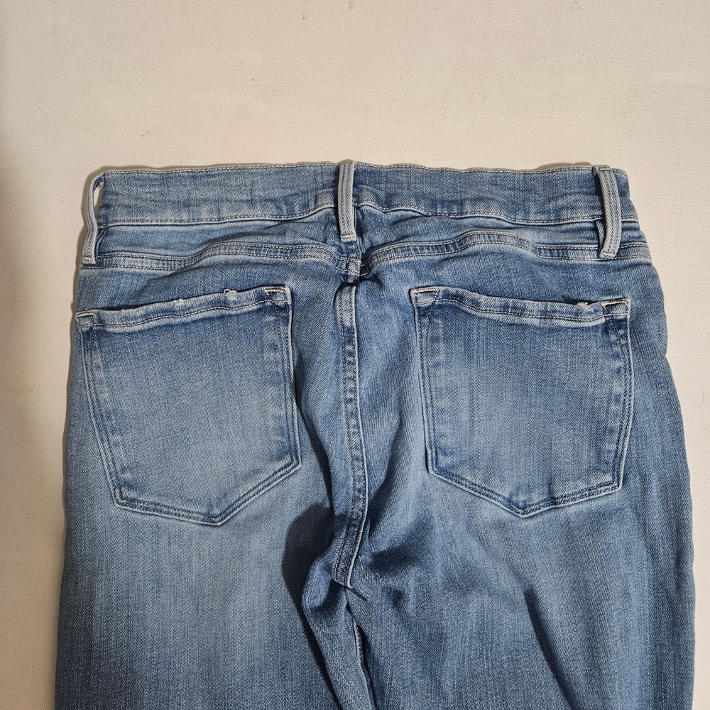 FRAME Le Garcon Distressed Boyfriend Jeans Light Wash Ripped Knee Size 27 - Picture 3 of 12
